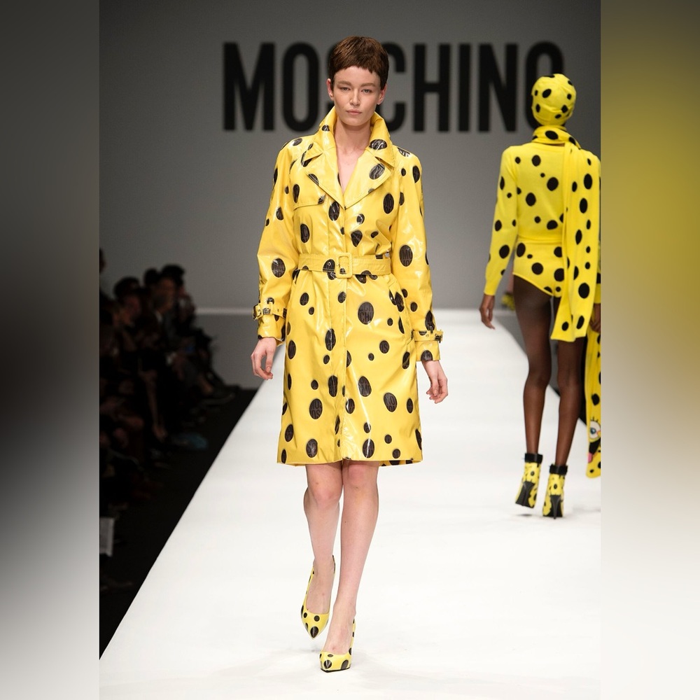 moschino spongebob trench coat size 6 RARE